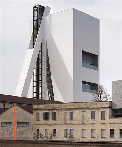 carrelli fondazione prada|fondazione prada torre.